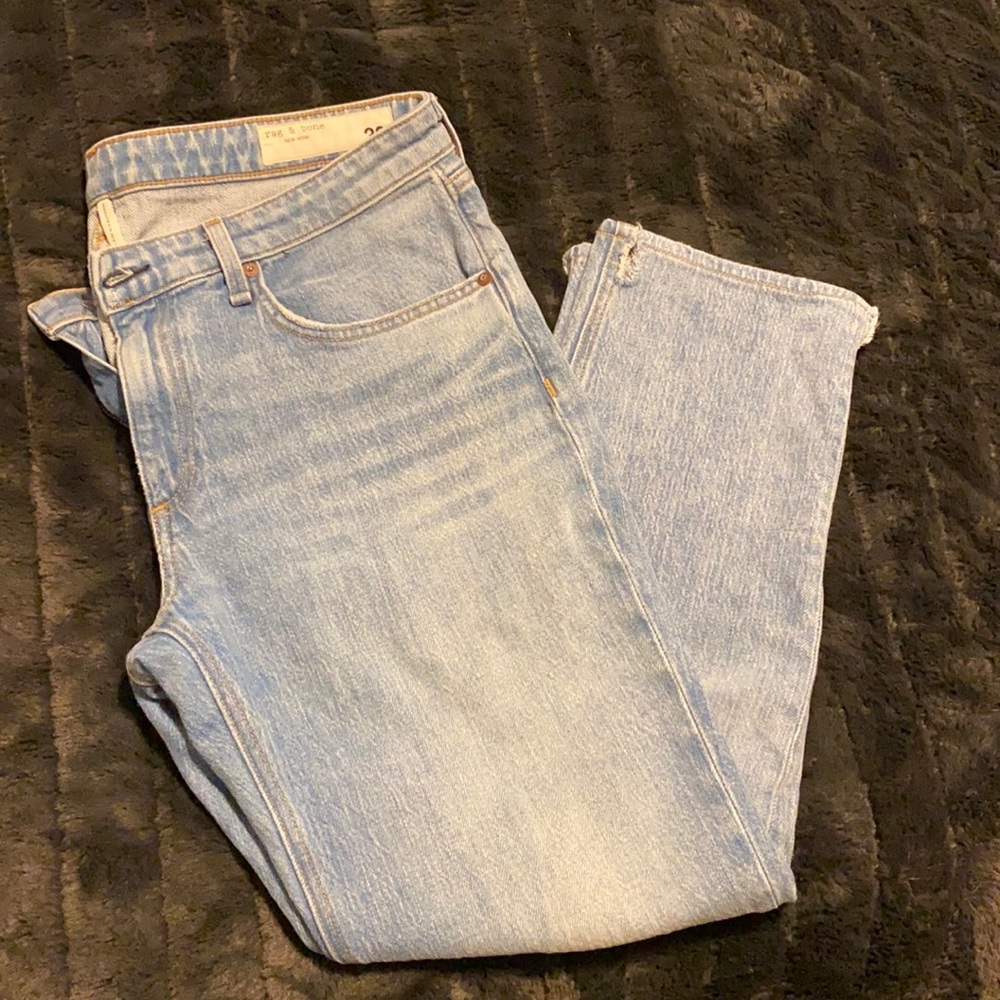 Rag and Bone Dre Low-Rise Slim Boyfriend cut